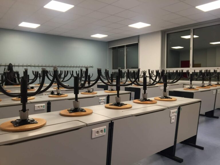 location décor lieu tournage classe