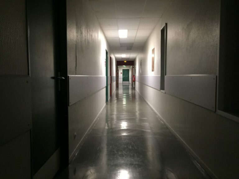 location décor lieu tournage hall