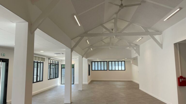 Réf : Site Hangar / Parking / Plateau / Bureaux 9301 66 IMG 20240718 WA00281