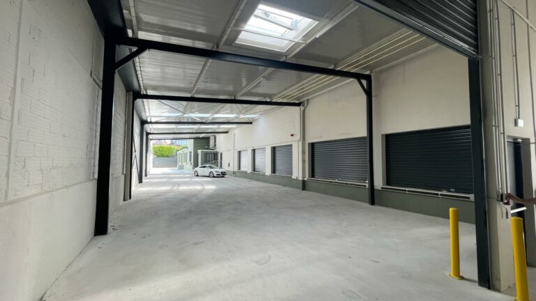 Réf : Site Hangar / Parking / Plateau / Bureaux 9301 60 IMG 20240718 WA00371